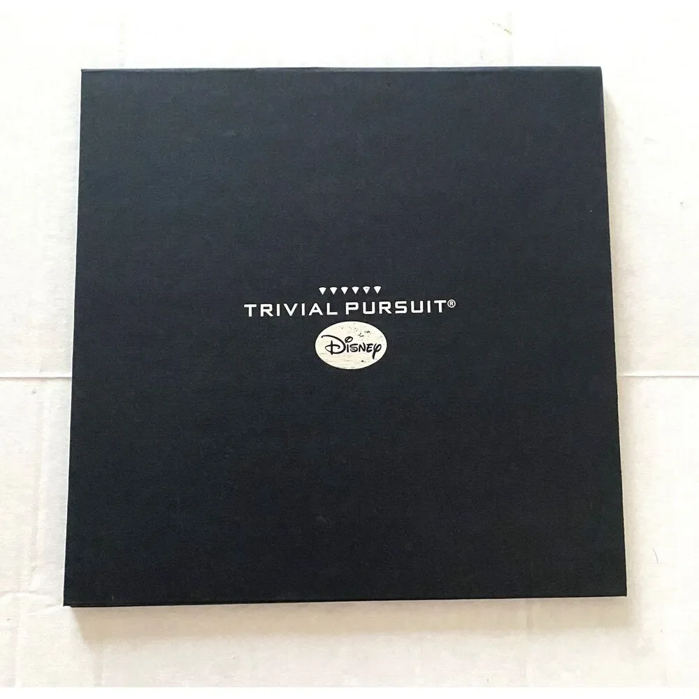 Trivial Pursuit Disney for All Edition Board Game (one damaged card)